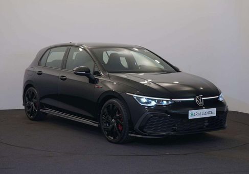 Volkswagen Golf, 2024 3