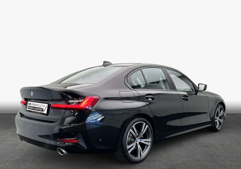 BMW 318, 2022 2