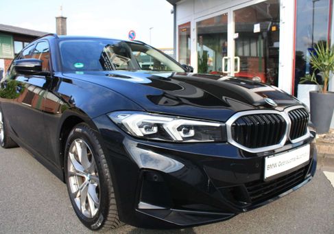 BMW 318, 2023