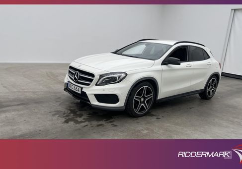 Mercedes-Benz GLA 200, 2015