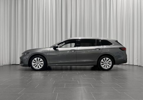 Volkswagen Passat Variant, 2025 3