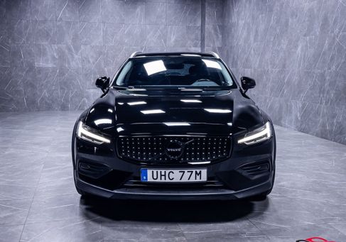 Volvo V60 Cross Country, 2019
