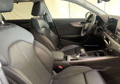 Audi A4, 2023