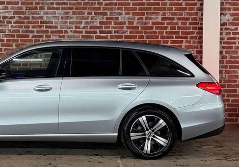 Mercedes-Benz C 220, 2021