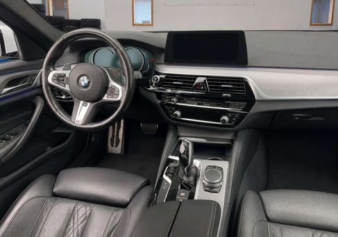 BMW 550, 2017