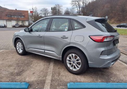 Ford Kuga, 2022