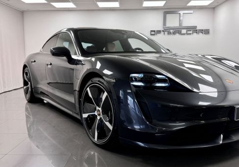 Porsche Taycan, 2020