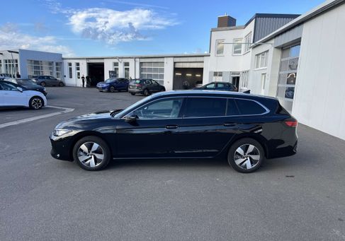 Volkswagen Passat Variant, 2024 3