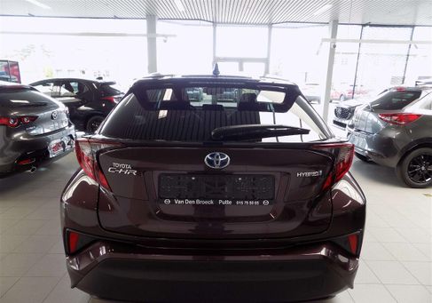 Toyota C-HR, 2023