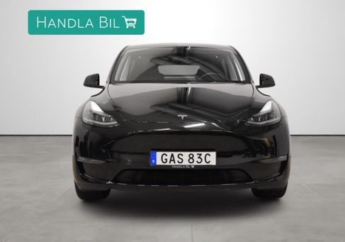 Tesla Model Y, 2024