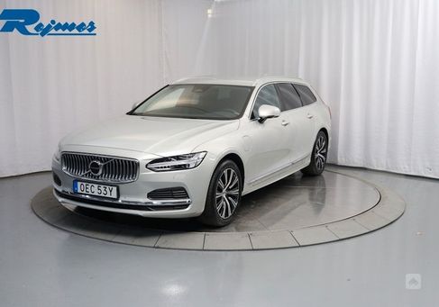 Volvo V90, 2022