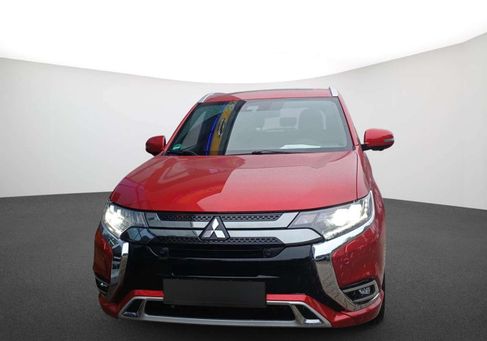 Mitsubishi Outlander, 2021