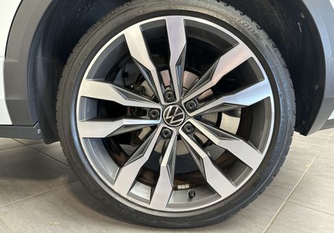 Volkswagen T-Roc, 2021