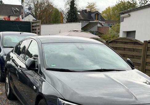 Opel Insignia, 2021 3