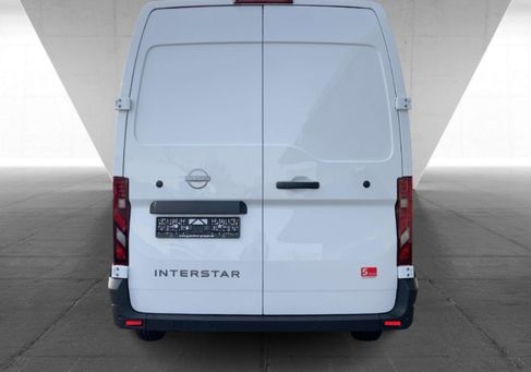 Nissan Interstar, 2025