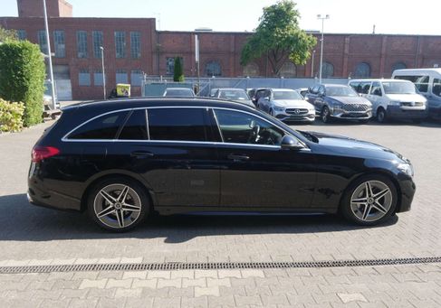 Mercedes-Benz C 220, 2023