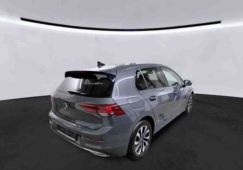 Volkswagen Golf, 2023 2