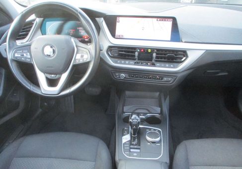 BMW 116, 2021