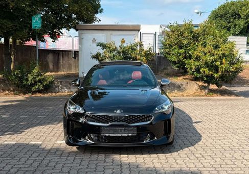 Kia Stinger, 2017