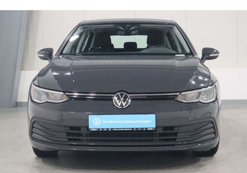 Volkswagen Golf, 2023