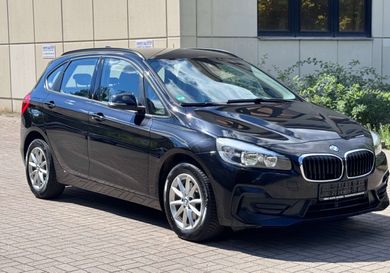BMW 216, 2019