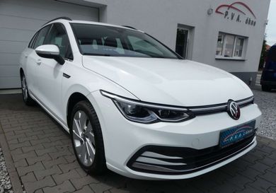 Volkswagen Golf, 2022