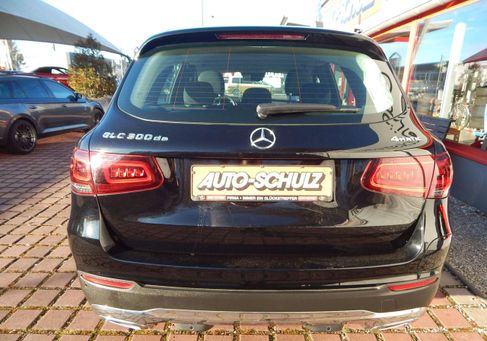 Mercedes-Benz GLC 300, 2021