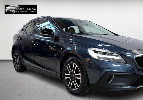 Volvo V40 Cross Country, 2017