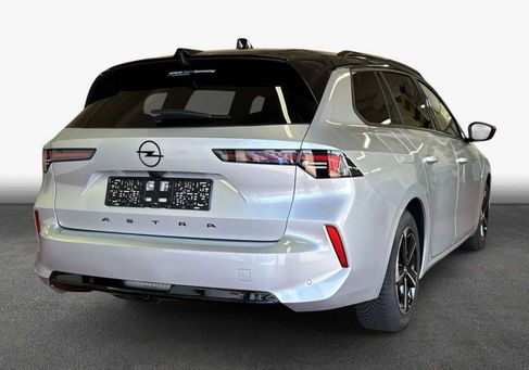 Opel Astra, 2025 2