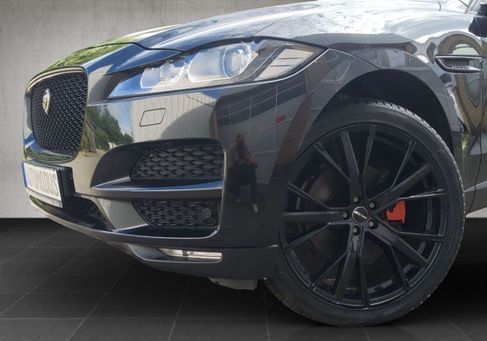 Jaguar F-Pace, 2018 2