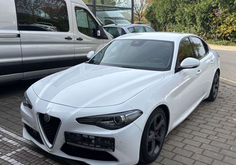 Alfa Romeo Giulia, 2017