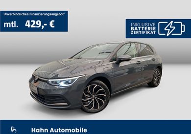 Volkswagen Golf, 2022
