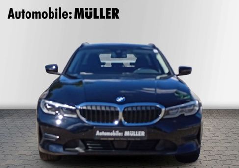 BMW 320, 2022