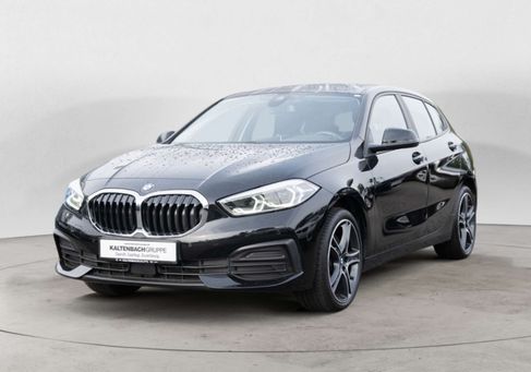 BMW 118, 2023