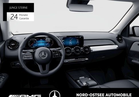 Mercedes-Benz GLB 180, 2021