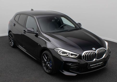 BMW 120, 2022