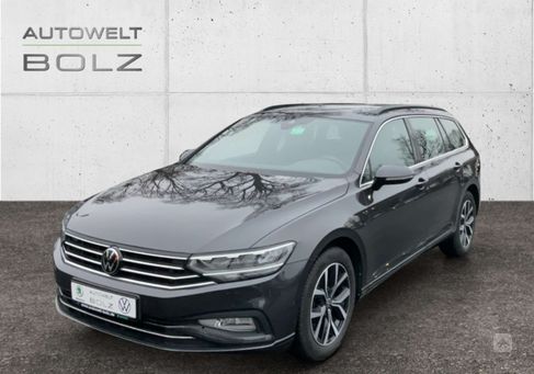 Volkswagen Passat, 2022