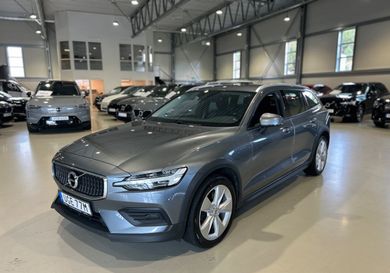 Volvo V60 Cross Country, 2020