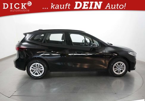 BMW 216, 2025
