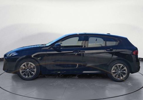 BMW 120, 2025