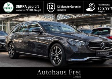 Mercedes-Benz E 200, 2022