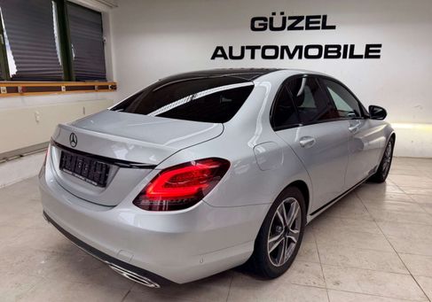 Mercedes-Benz C 300, 2020