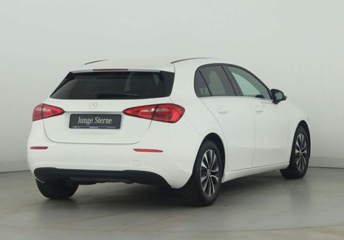 Mercedes-Benz A 160, 2021