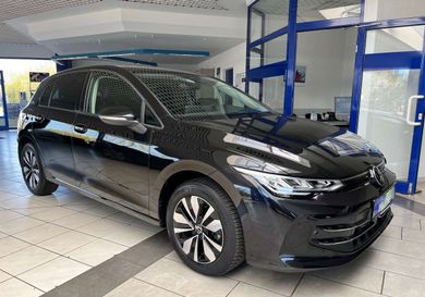Volkswagen Golf, 2025