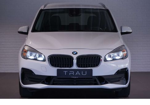 BMW 218, 2019 2