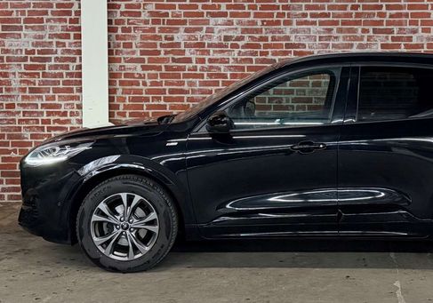 Ford Kuga, 2021