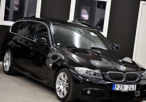 BMW 325, 2011