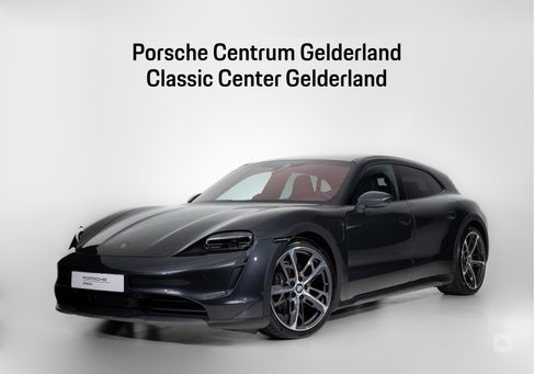 Porsche Taycan, 2022