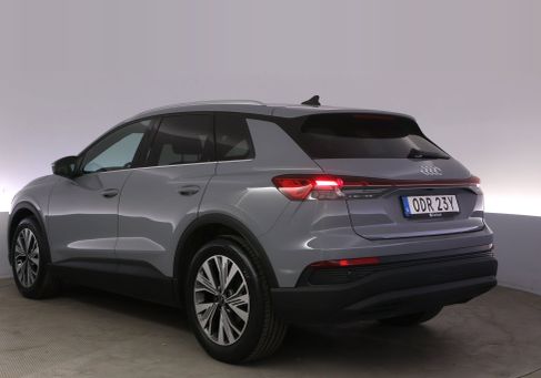 Audi Q4, 2023 3