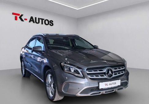 Mercedes-Benz GLA 220, 2018 3